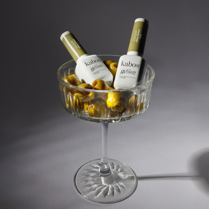 Lakier hybrydowy Kabos Gelike 039 Olive Green 8 ml