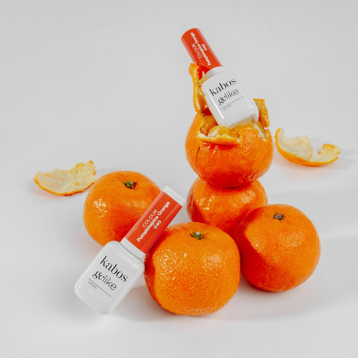Lakier hybrydowy Kabos Gelike 040 Pumpkinspice Orange 8 ml